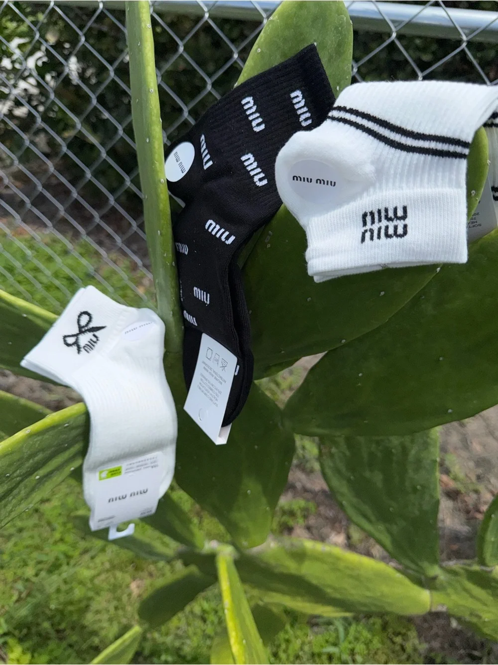 MIU MIU Black & White Pack of 3 Ribbed Casual Socks